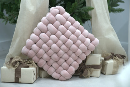 Knotte Square Pillow